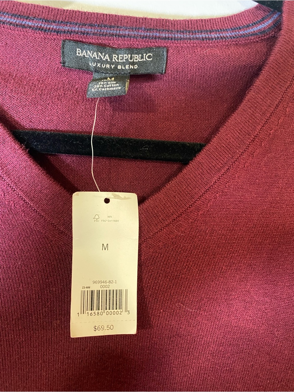 Banana Republic Silk Cashmere Sweater V Neck Quiet Money Capsule Basic NWT - Picture 3 of 7